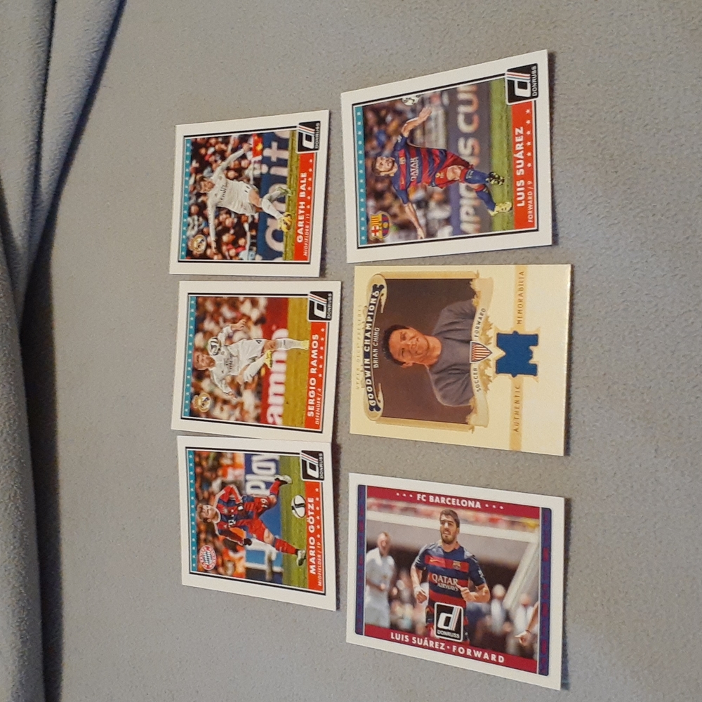 6 Soccer Cards Ching Relic Suarez Bale Ramos Gotze Donruss Goodwin